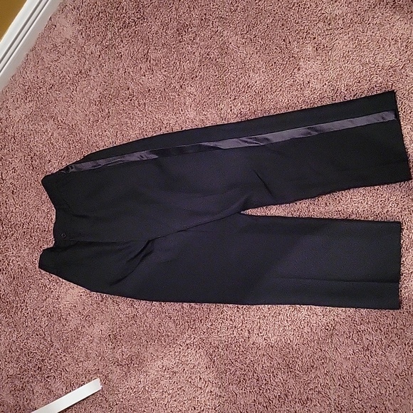 Boys Tuxedo - Picture 7 of 9